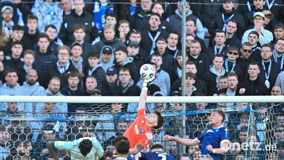 Jannis Bärtl wäre eine Option. (Archivbild) Bild: Sebastian Christoph Gollnow/dpa