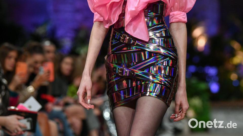 Im Jahr 2020 auf dem Laufsteg der Berliner Fashion Week. Bild: Jens Kalaene/dpa-Zentralbild/ZB