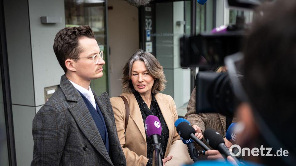 Die Anwälte des Angeklagten, Yves Georg und Regina Rick, forderten nach dem Urteil weitere Konsequenzen. (Archivbild) Bild: Lukas Barth-Tuttas/dpa