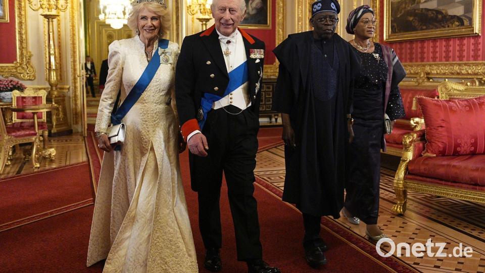 Königin Camilla (l-r), König Charles III., Nigerias Präsident Bola Ahmed Tinubu und First Lady Oluremi Tinubu nehmen an einem Staatsbankett teil. Bild: Aaron Chown/Pool PA/dpa