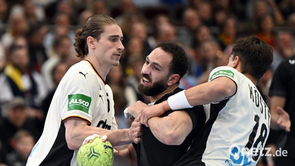 War bester deutscher Werfer: Juri Knorr (l). Bild: Federico Gambarini/dpa