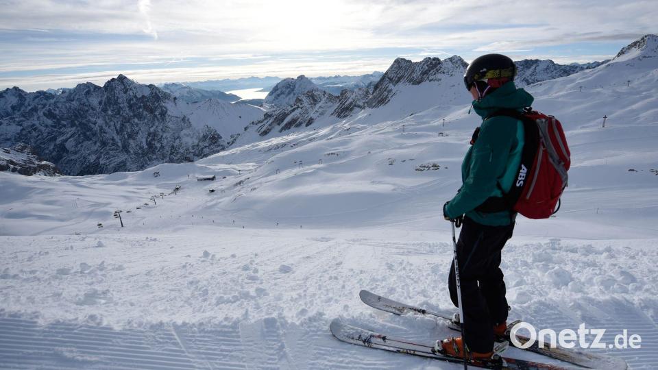 An der Zugspitze als höchstem Berg Deutschlands gab es bisher einen letzten Gletscherlift. (Archivbild) Bild: picture alliance / Angelika Warmuth/dpa