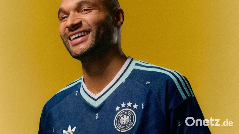 Jonathan Tah im neuen DFB-Auswärtstrikot. Bild: adidas/dpa
