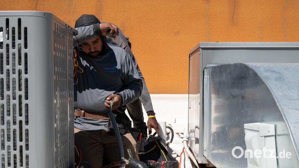 Hitze wie sonst erst im Mai bringt die Menschen und Tiere in Arizona gerade an ihre Grenzen. Bild: Caitlin O'Hara/FR172334 AP/AP/dpa