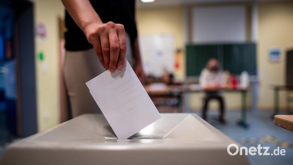 In den 33 Kommunen des Landkreises Schwandorf hatten die Wähler am Sonntag über die neue Zusammensetzung der Stadt- und Gemeinderäte zu entscheiden. Symbolbild: Fabian Strauch/dpa