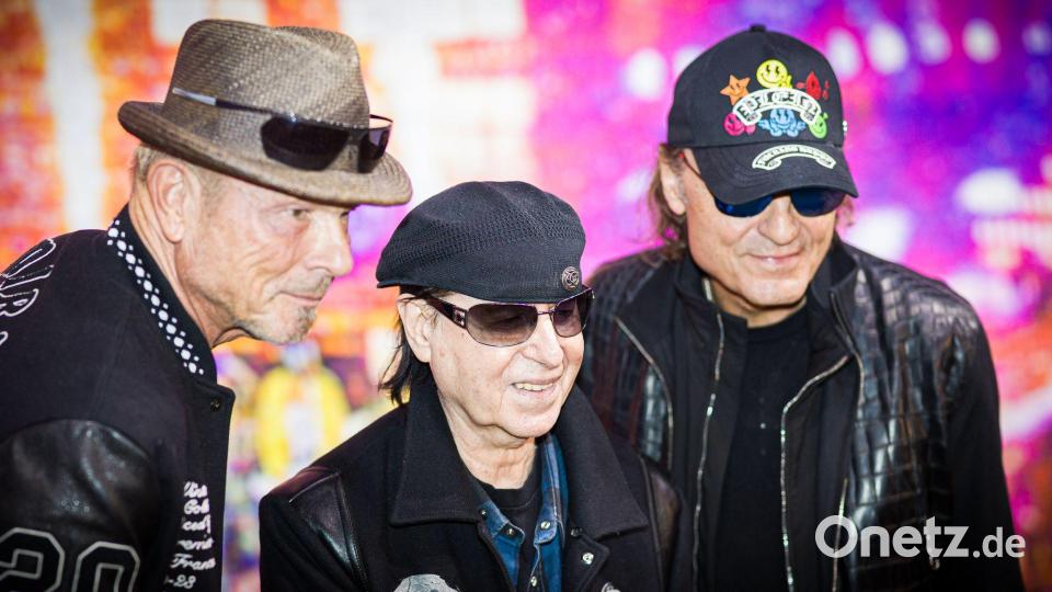 Die Rockband Scorpions bei der Fotoausstellung „Pixel of Rock“. Bild: Moritz Frankenberg/dpa