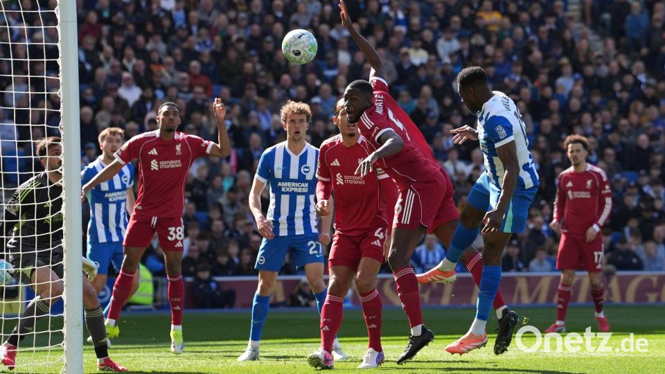 Brightons Danny Welbeck gelang gegen die schwächelnde Liverpool-Defensive ein Doppelpack. Bild: Gareth Fuller/PA Wire/dpa