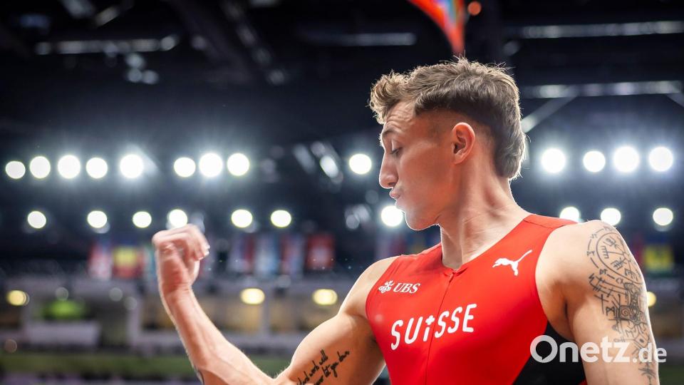 Weltrekord im Siebenkampf: Der Schweizer Simon Ehammer. Bild: Michael Buholzer/KEYSTONE/dpa