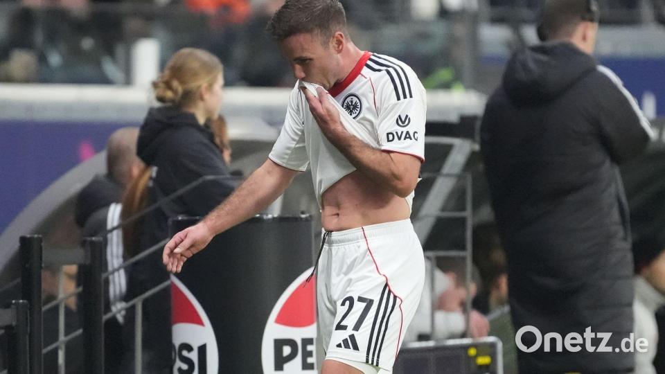Mario Götze stand in Mainz nicht einmal im Kader von Eintracht Frankfurt. (Archivbild) Bild: Marc Schüler/dpa