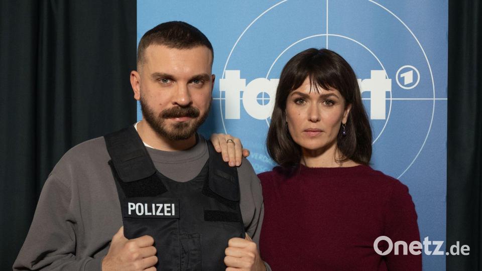 Auch die Schauspieler Foroutan und Hasanovic sind schon lange ein eingespieltes Team. (Archivbild) Bild: Boris Roessler/dpa