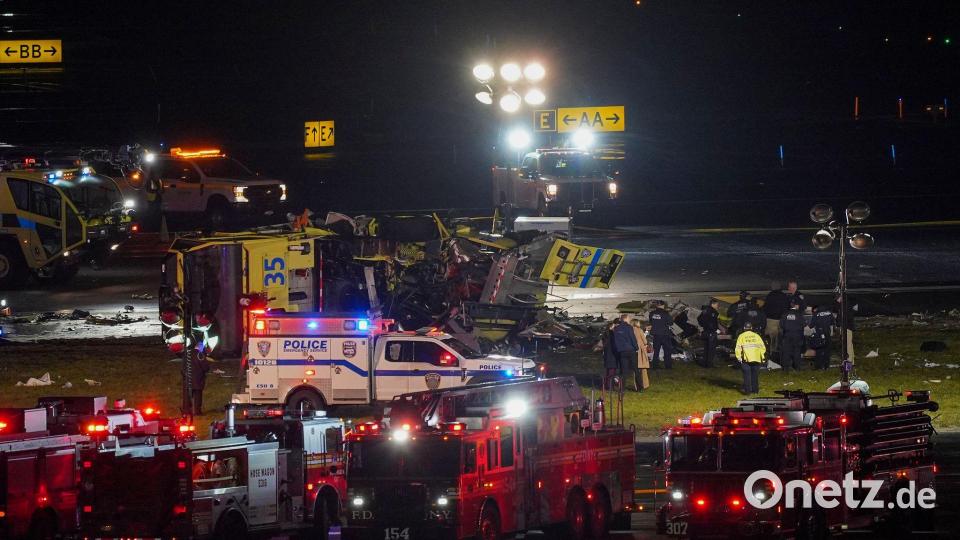 Der Flugbetrieb auf dem Airport LaGuardia wurde unterbrochen. Bild: Ryan Murphy/AP/dpa