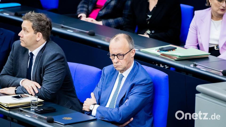 Diese beiden bleiben zunächst zusammen an der Spitze der Regierung. Bild: Christoph Soeder/dpa