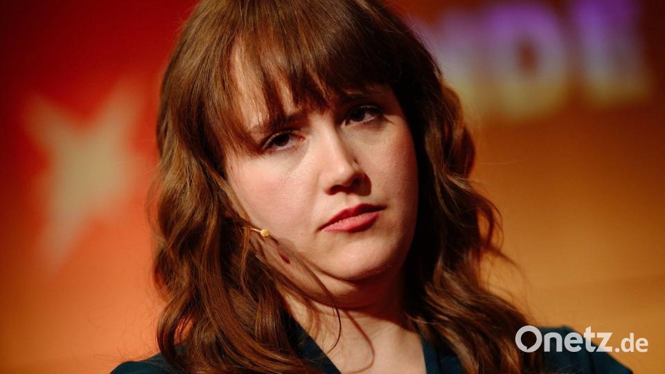 Die Grünen-Politikerin Ricarda Lang setzt sich für Maßnahmen gegen digitale sexualisierte Gewalt ein. (Archivbild) Bild: Gregor Fischer/dpa