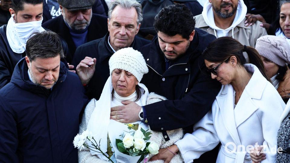 Seit Jahren fordern Bewohner der Hochhausviertel von Marseille sowie Angehörige der Opfer vom Staat mehr Einsatz gegen die Drogenkriminalität (Archivbild). Bild: Clement Mahoudeau/AFP/dpa