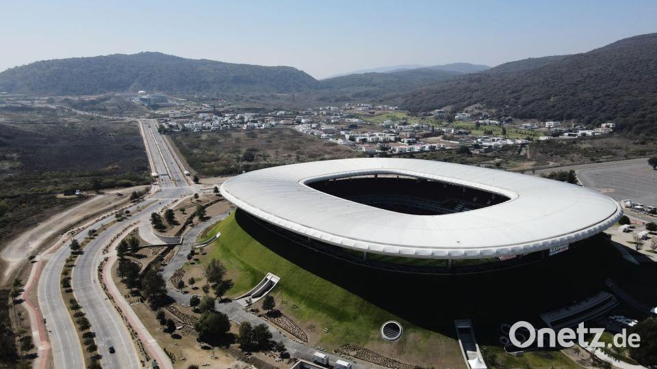 Im Akron-Stadion wird auch bei der WM gespielt. (Archivbild) Bild: Marco Ugarte/AP/dpa