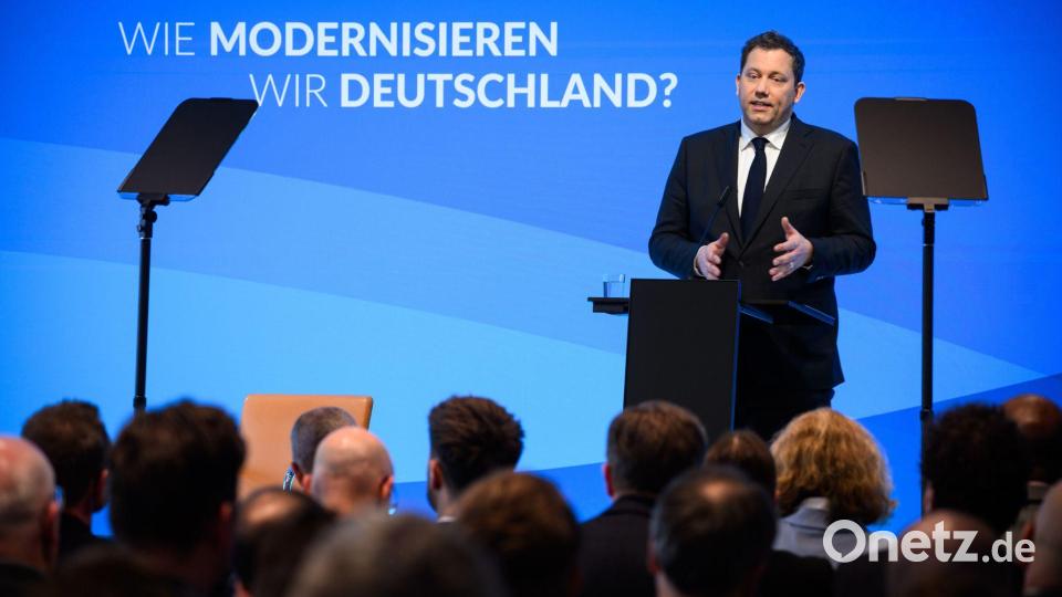 Wie modernisierten wir Deutschland? Klingbeil gibt seine Antwort. Bild: Bernd von Jutrczenka/dpa