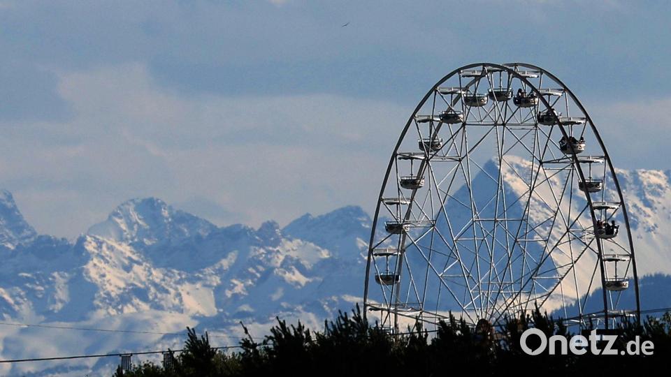 Freizeitpark mit Alpenblick - der Skyline Park. (Archivbild) Bild: Karl-Josef Hildenbrand/dpa