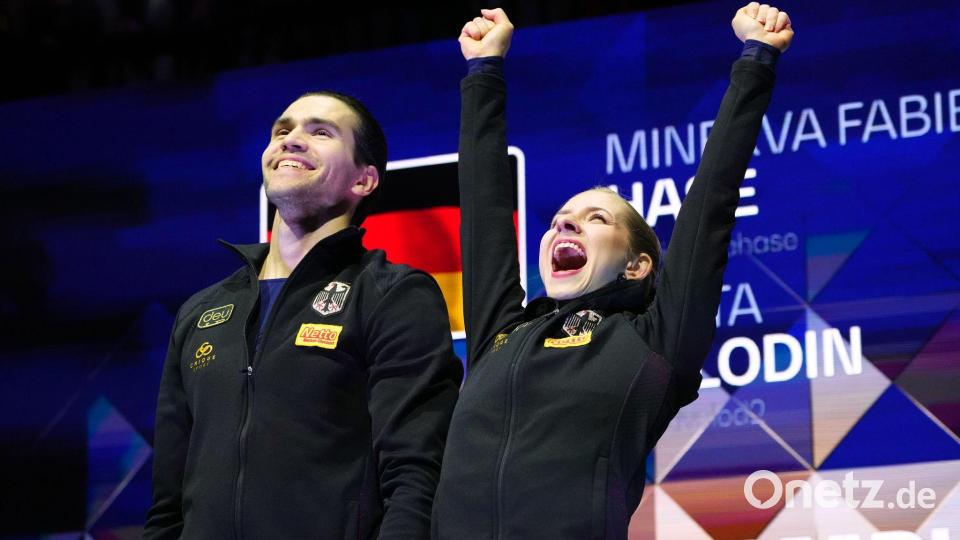 Minerva Hase (r) und Nikita Volodin jubelten ausgelassen über den WM-Titel. Bild: Petr David Josek/AP/dpa