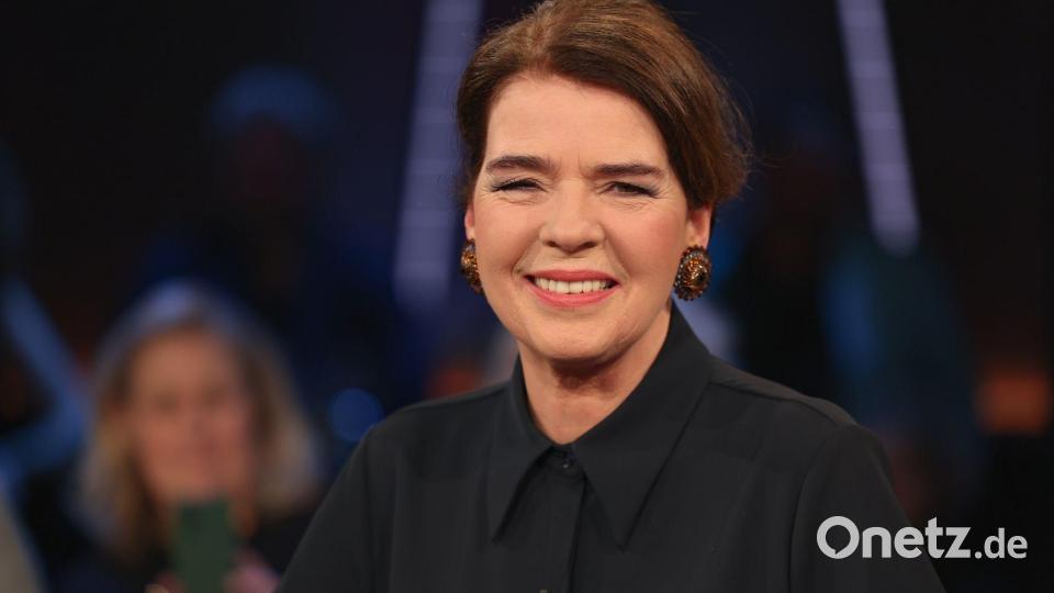 Tagesschau-Kollege Jens Riewa kennt Daubner seit vielen Jahren. (Archivbild) Bild: Ulrich Perrey/dpa