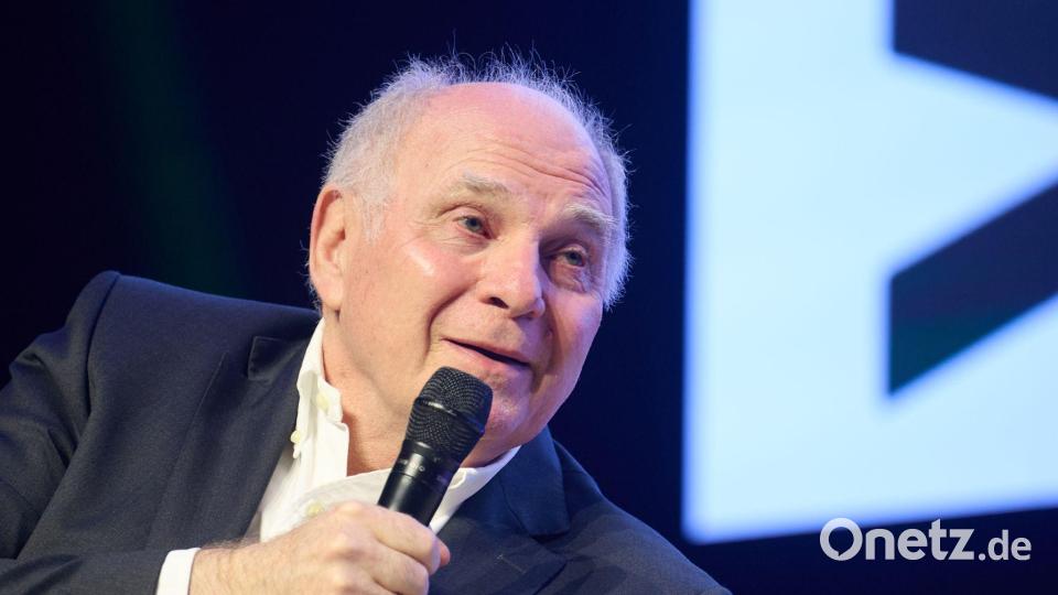 Uli Hoeneß: „Wir spielen dieses Spiel für unsere Fans.“ Bild: Bernd Thissen/dpa