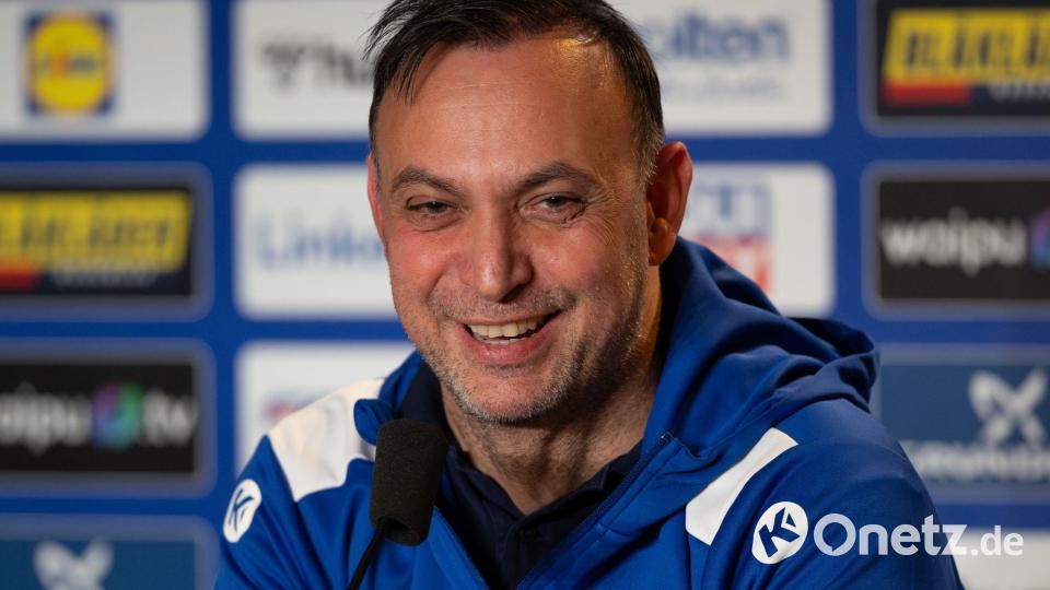 Bon Hanning trainiert die Italiener seit 2025. (Archivbild) Bild: Soeren Stache/dpa