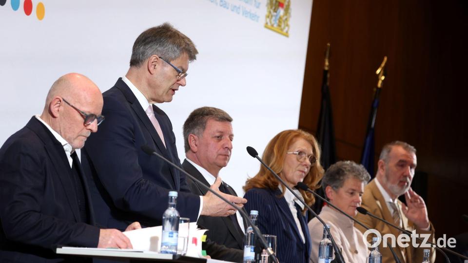 Bei den Verkehrsministern gab es viel Konsens - aber auch strittige Themen. Bild: Karl-Josef Hildenbrand/dpa