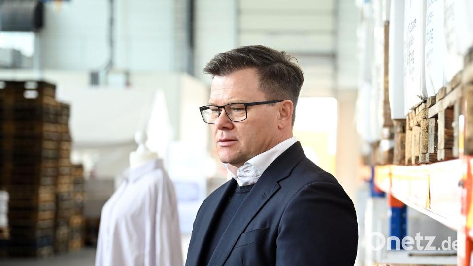 Wünscht sich von Kundinnen und Kunden mehr Qualitätsbewusstsein: Bundesumweltminister Schneider. Bild: Lilli Förter/dpa