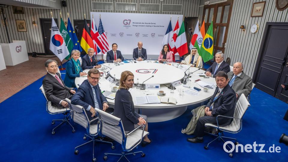 Neben den Kriegen im Iran und der Ukraine sprachen die Minister auch über Drogenkriminalität und Wiederaufbau. Bild: Michael Kappeler/dpa