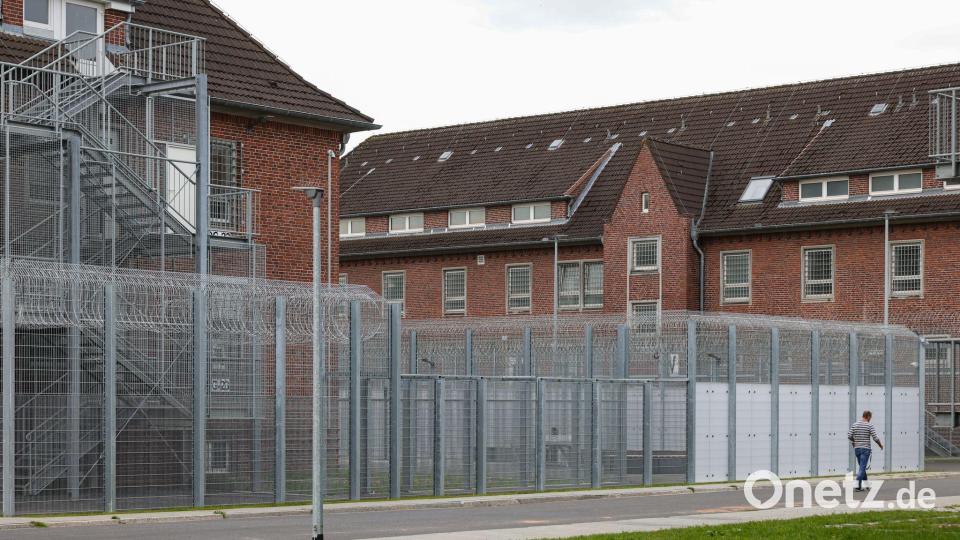 Die Abschiebehaft soll verhindern, dass Ausreisepflichtige vor einer geplanten Rückführung untertauchen. (Archivbild) Bild: Ulrich Perrey/dpa