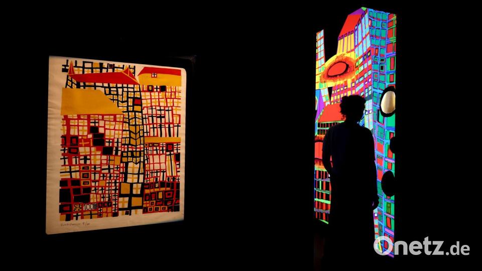 Hundertwasser ist bekannt für bunte Farben wie im Linolschnitt "Drei hohe Häuser". Bild: Karl-Josef Hildenbrand/dpa