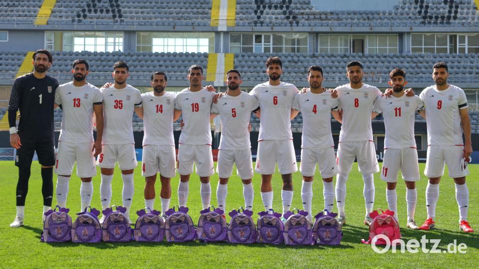 Bei Irans Testspiel gegen Nigeria in der Türkei waren keine Zuschauer zugelassen. Bild: Riza Ozel/AP/dpa