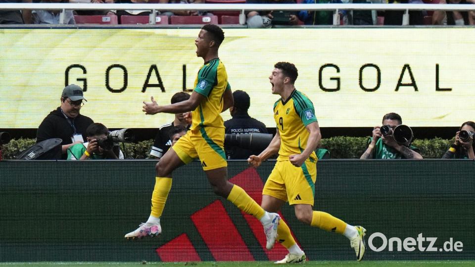 Jamaika ging nach einem Torwartfehler in Führung. Bild: Eduardo Verdugo/AP/dpa
