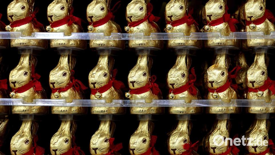 Die Osterhasen von Lindt sind seit einigen Wochen in den Supermärkten zu finden. Bild: Karl-Josef Hildenbrand/dpa