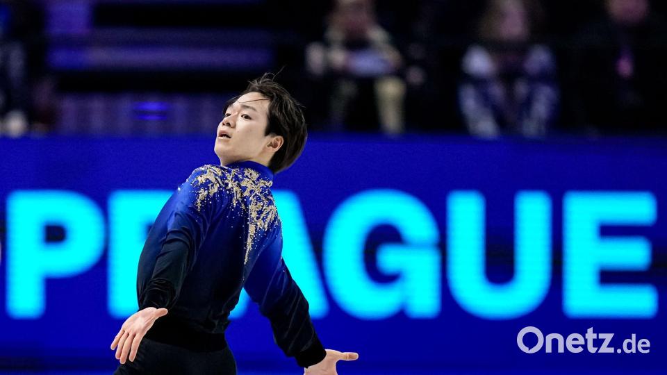 Der Japaner Yuma Kagiyama belegte hinter Malinin Platz zwei bei der WM. Bild: Petr David Josek/AP/dpa