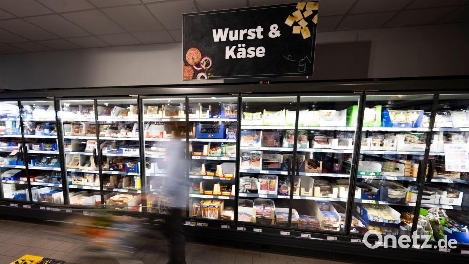 60 Tage lang müssen die Hinweise auf die Packung. (Archivbild) Bild: Philip Dulian/dpa