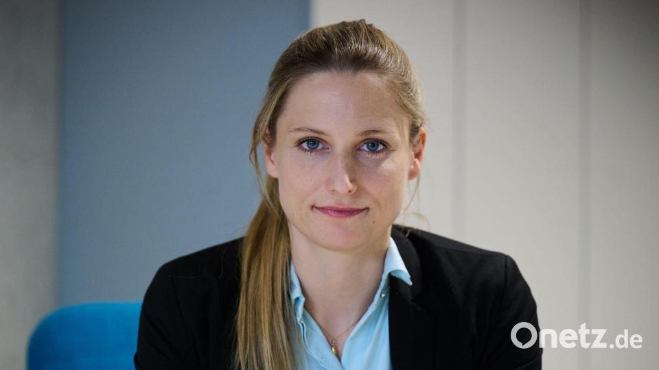 „Jede Frau muss befürchten, dass ihr das auch passiert“, sagt HateAid-Geschäftsführerin Josephine Ballon. Bild: Annette Riedl/dpa