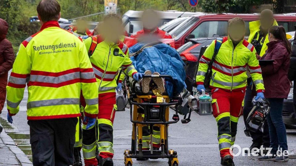 Bei der Messerattacke werden eine Frau und ihre beiden Kinder verletzt. Der 13-jährige Sohn stirbt. Bild: Justin Brosch/dpa