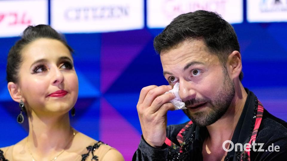 Lilah Fear (l) und Lewis Gibson mussten sich mit dem vierten Platz begnügen. Bild: Petr David Josek/AP/dpa