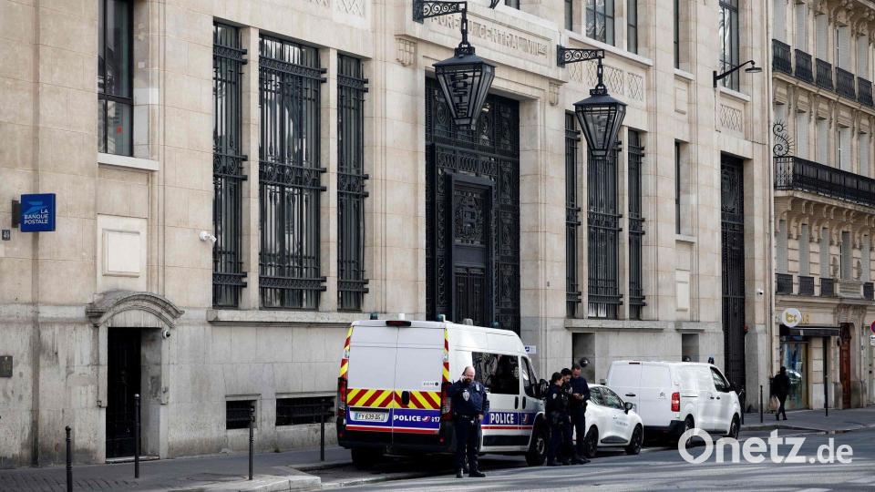 Nach einem Anschlagsversuch auf eine US-Bank in Paris ermittelt die Anti-Terrorstaatsanwaltschaft. Bild: Sebastien Dupuy/AFP/dpa