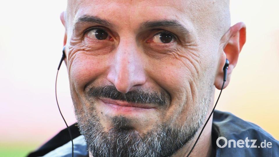 Trainer Antonio Di Salvo freut sich auf das Duell mit Griechenland. Bild: Swen Pförtner/dpa