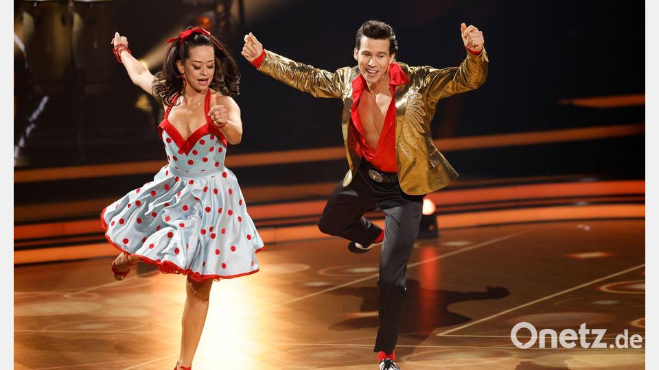 Sportler Joel Mattli überzeugte mit einem Jive. Bild: Thomas Banneyer/dpa