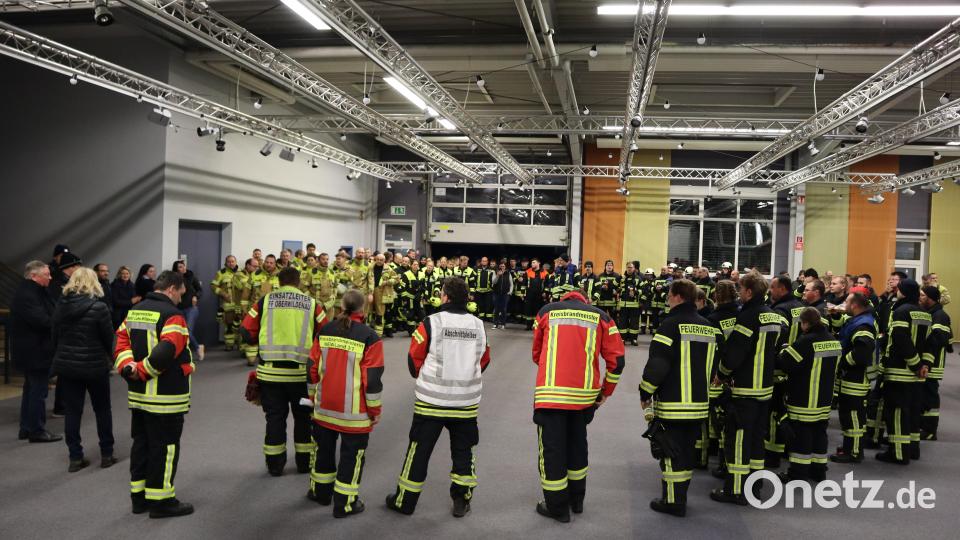 In Oberwildenau fand eine groß angelegte Einsatzübung der Feuerwehr statt. Bild: Alexander Kleber