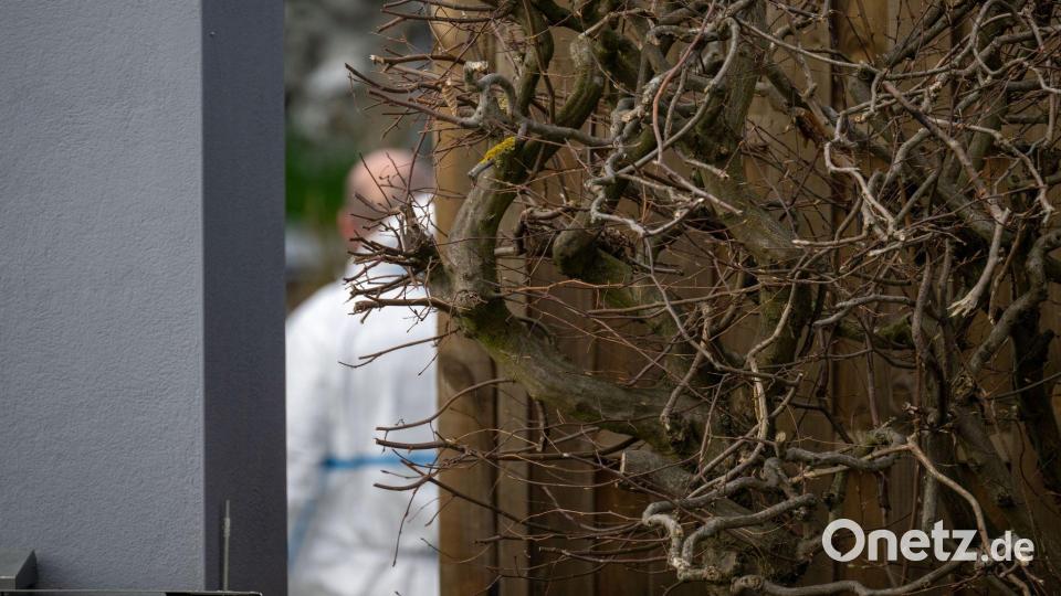 Ermittler waren vor Ort. Bild: Pia Bayer/dpa