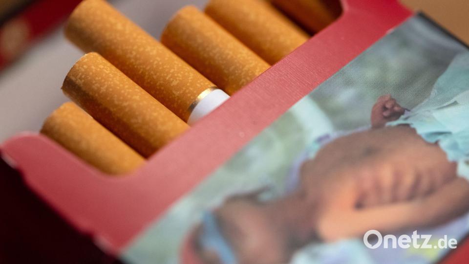Für Zigaretten werden deutliche Steuer-Aufschläge empfohlen. (Symbolbild) Bild: Sven Hoppe/dpa