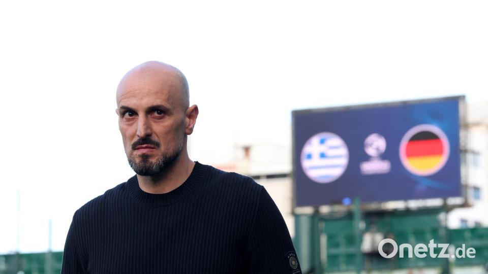 U21-Nationaltrainer Antonio Di Salvo erlebte ein spannendes Spiel. Bild: Yorgos Karahalis/dpa