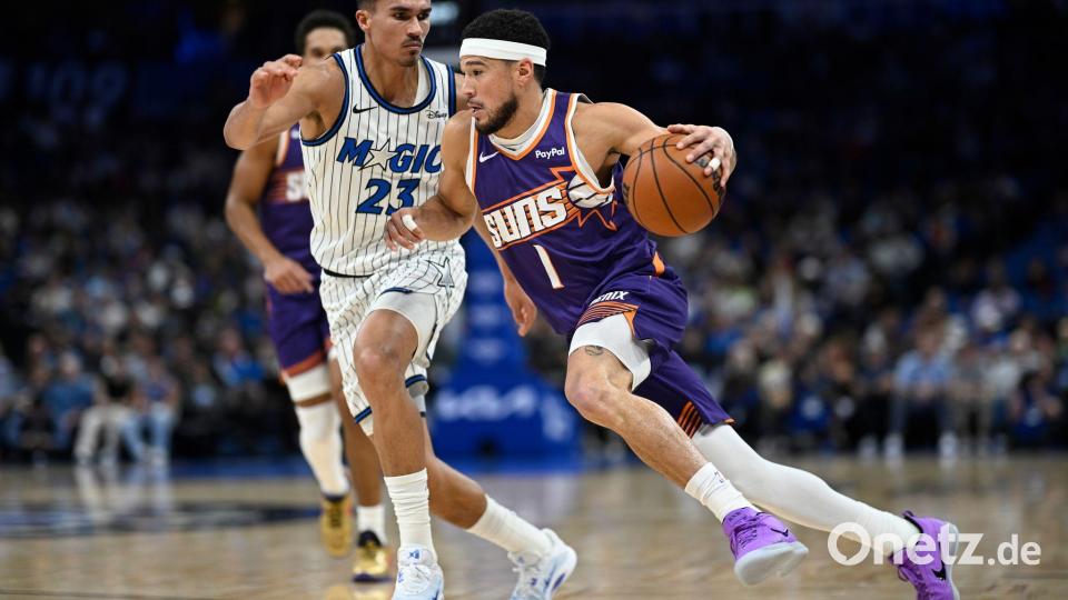 Tristan da Silva (links) sicherte den wichtigen Sieg für Orlando. Bild: Phelan M. Ebenhack/AP/dpa