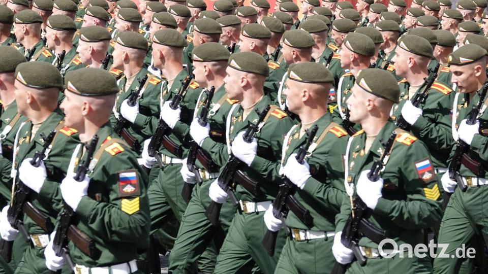 Zu Hunderttausenden müssen Kriegsheimkehrer in Russland wieder in die Gesellschaft eingegliedert werden. (Archivbild) Bild: Ulf Mauder/dpa