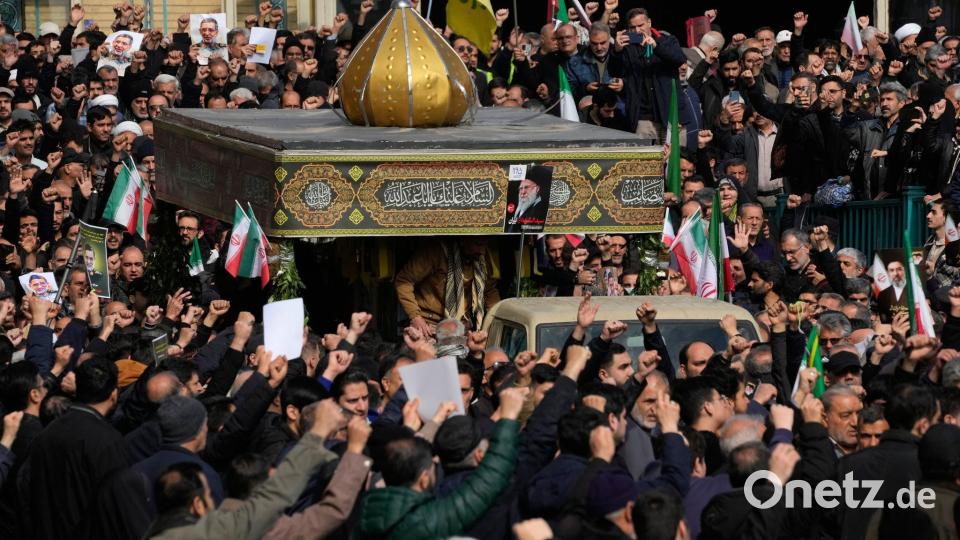 Trotz der Tötung zahlreicher Generäle bleibt Irans Machtapparat handlungsfähig. (Archivbild) Bild: Vahid Salemi/AP/dpa