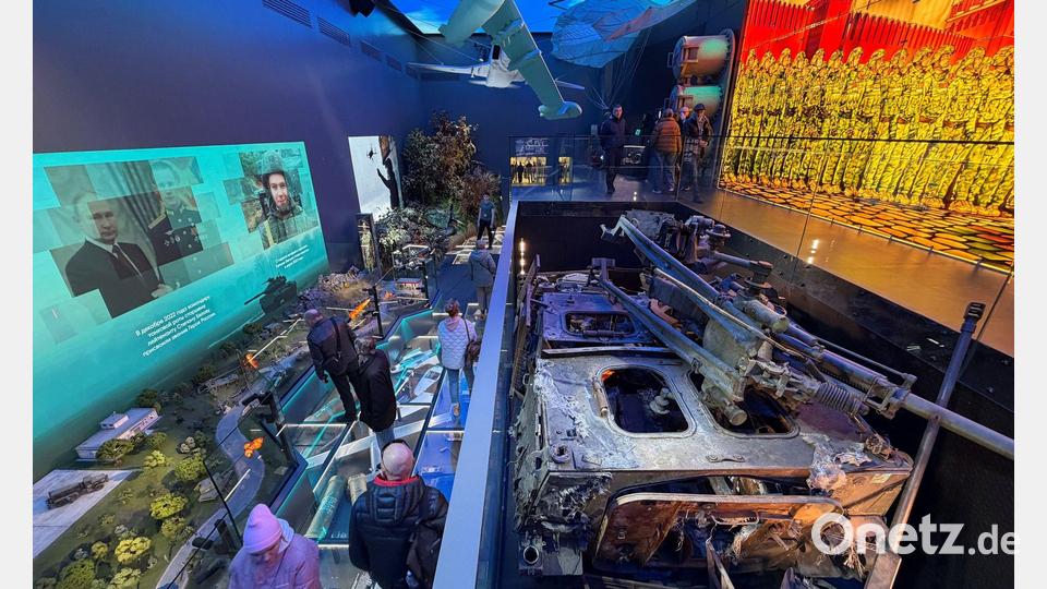Mit Ausstellungen zum Angriffskrieg gegen die Ukraine will Russlands Machtapparat auch Akzeptanz schaffen für die Soldaten, die wieder in die Gesellschaft zurückkehren. Bild: Ulf Mauder/dpa