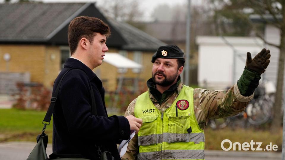 Ihr großer Bruder Kronprinz Christian (l) hat den Wehrdienst bereits abgeschlossen. (Archivbild) Bild: Mads Claus Rasmussen/Ritzau Scanpix Foto/AP/dpa